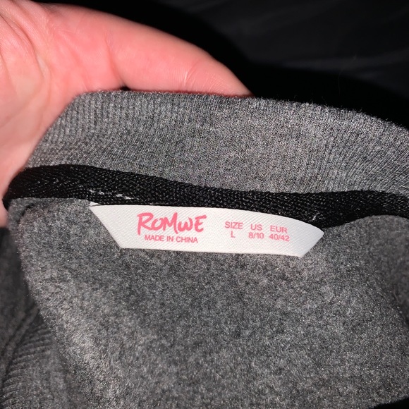 Crewneck - Picture 2 of 3